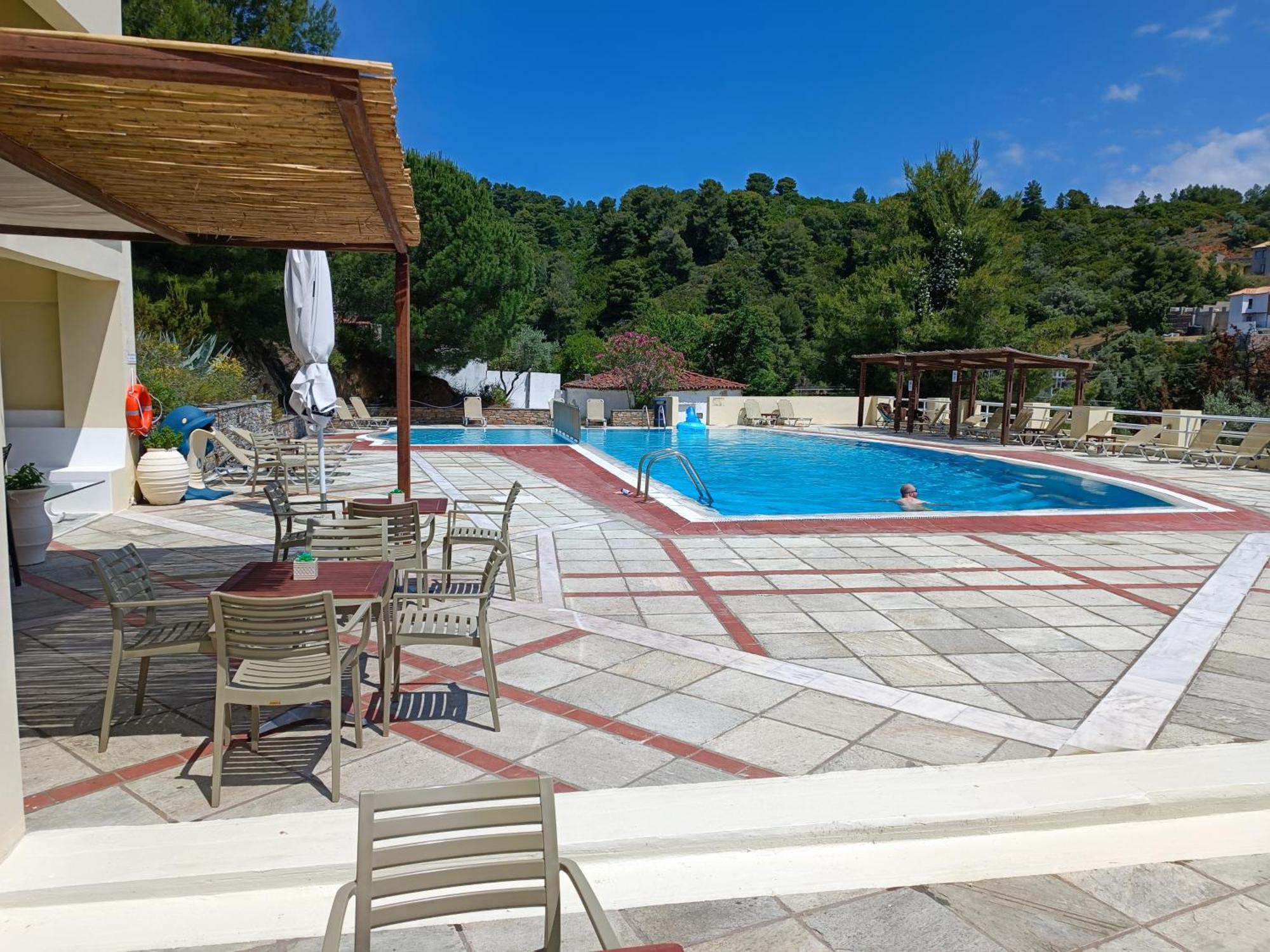 Kanapitsa Mare Hotel Exterior photo